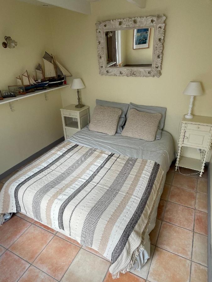 Maisonnette A Etables ; La Bleue Exterior photo